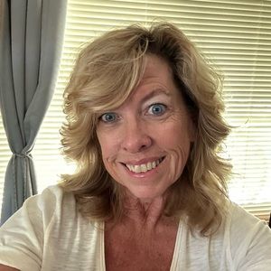 Meet your Posher, Sally